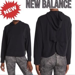🆕 New Balance Evolv Twist Back Knit Hoodie Black size large